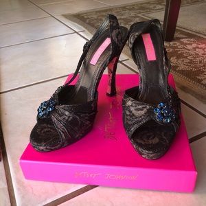 Betsey Johnson Sandrah Gunmetal 7.5M Shoes